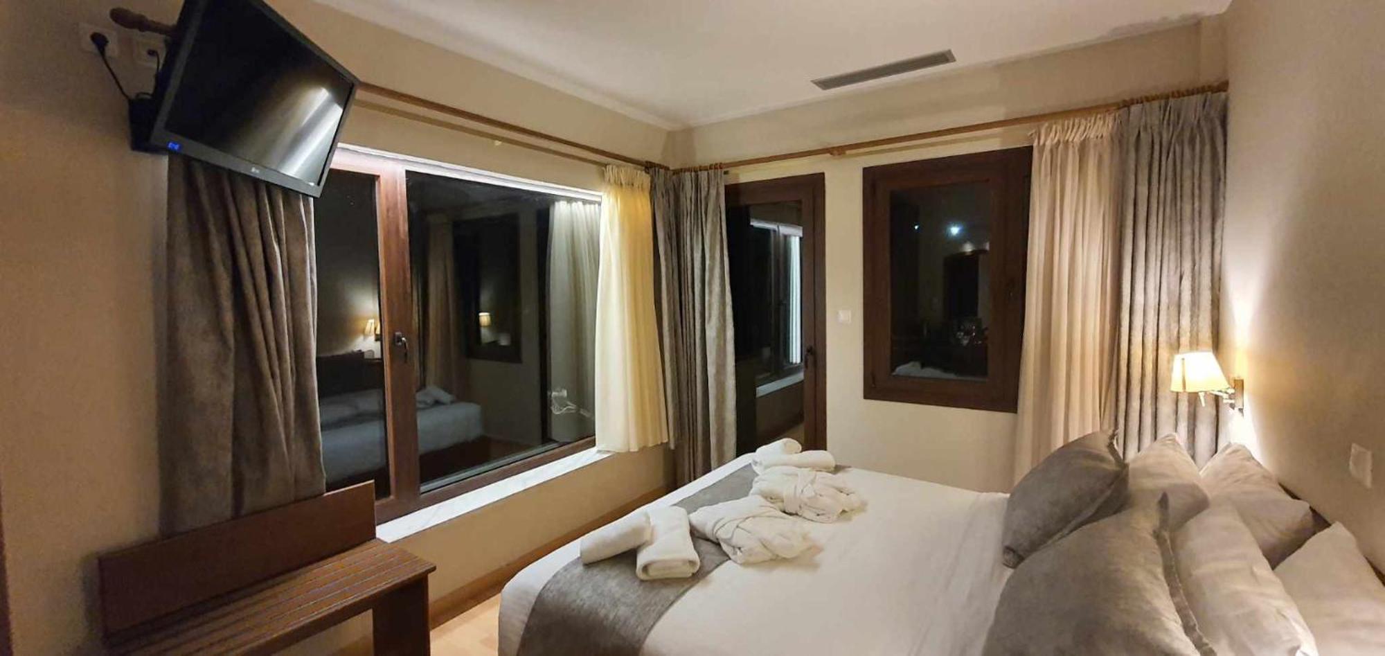 Xenios Dias Boutique Hotel Litochoro Exteriör bild